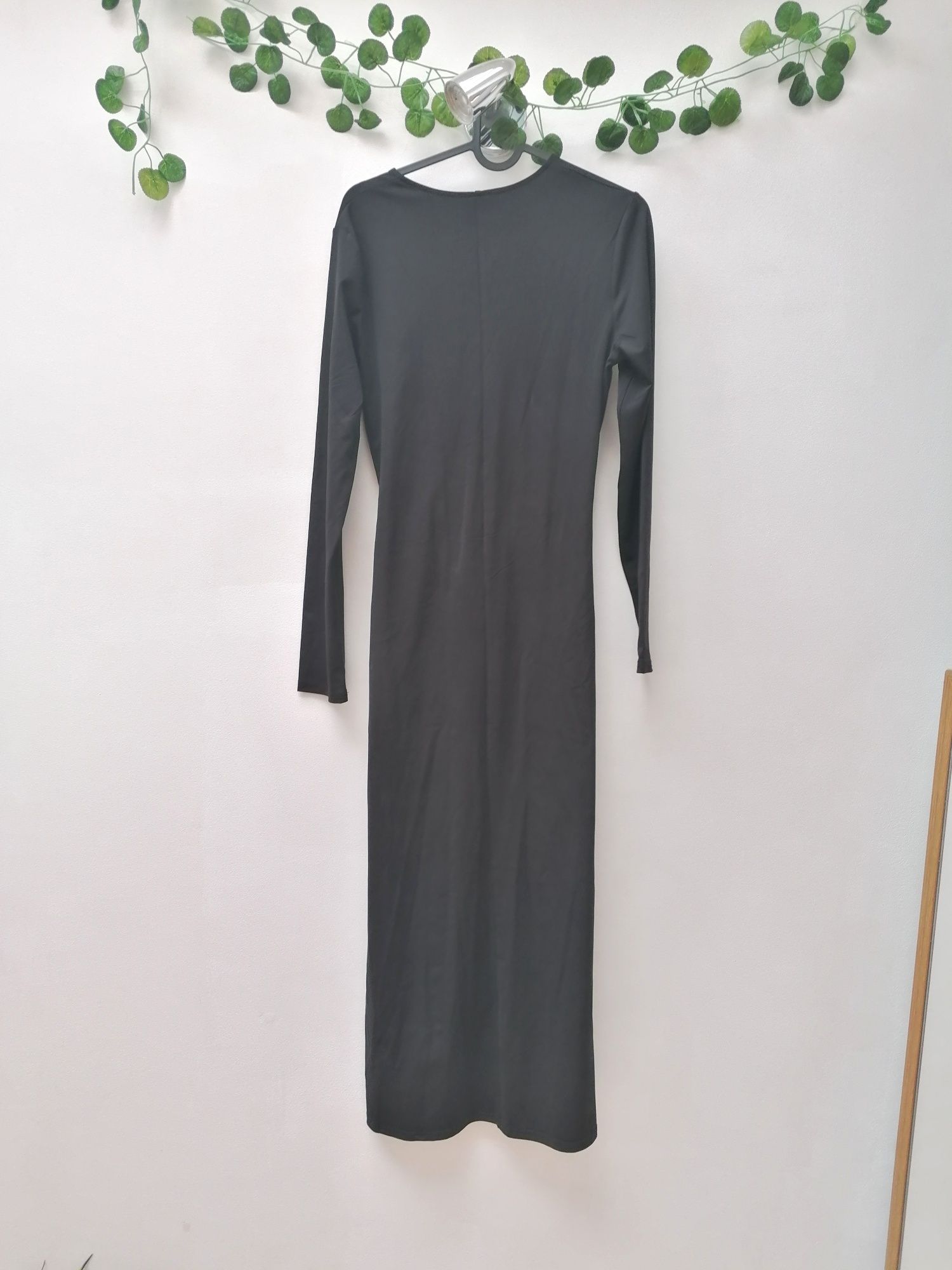 Vestido Midi Preto