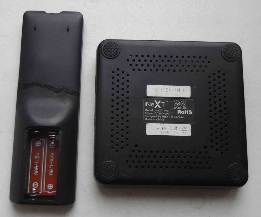 Смарт-приставка iNeXT TV3  TV-бокс, не рабочая