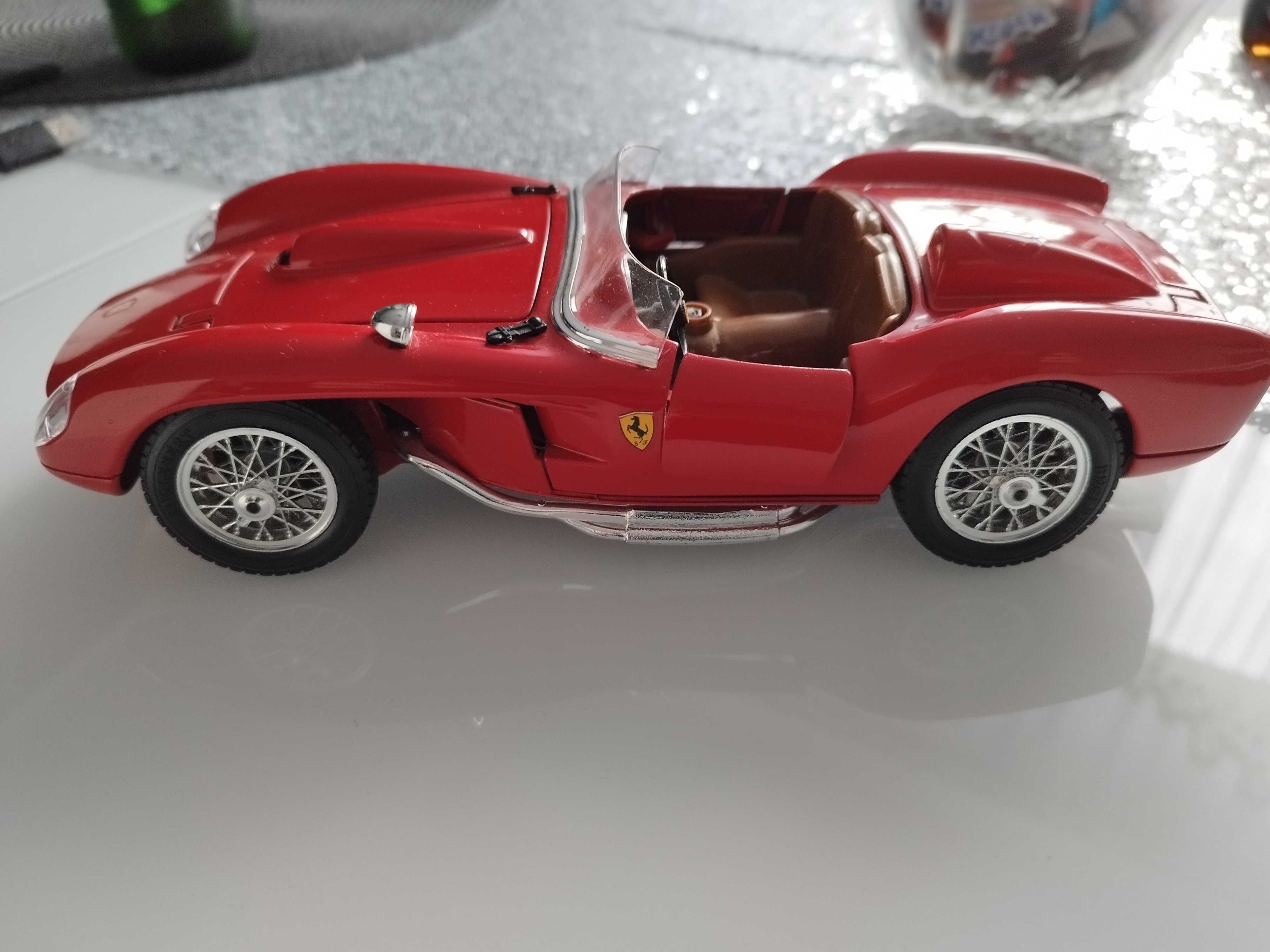 Auto kolekcjonerskie Ferrari 250 Testa Rossa 1957 1:18 Bburago