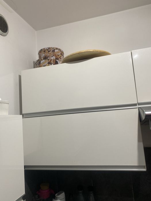 Zestaw mebli kuchennych
