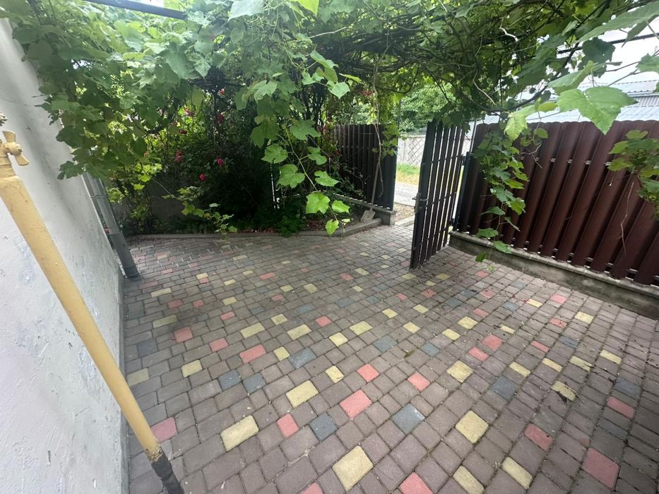 продам будинок м-н Гречани