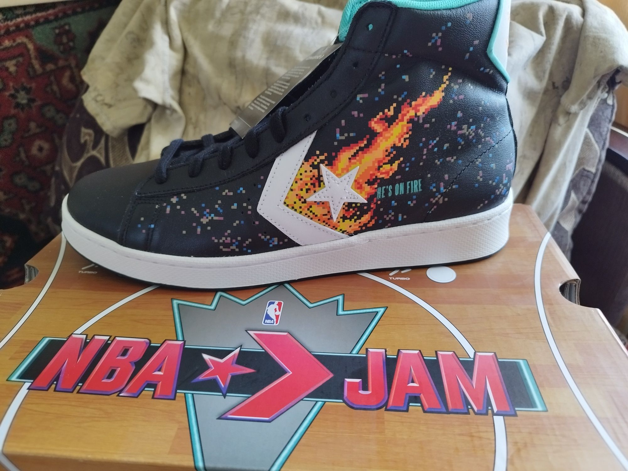 Converse Pro Leather NBA JAM He on fire  Converse Bandulu колаб оригін