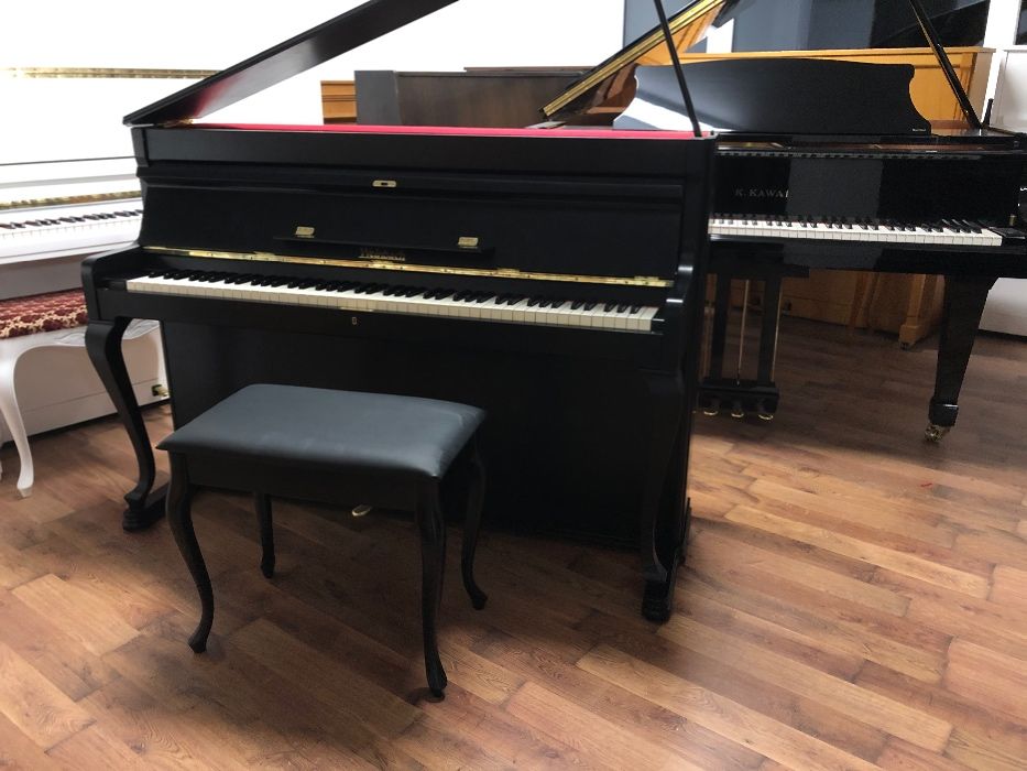 Pianino Czarne Weinbach Petrof