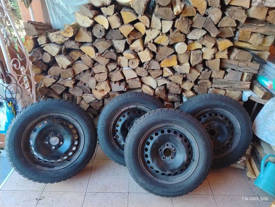 Opony zimowe  Windforce 215/60/15