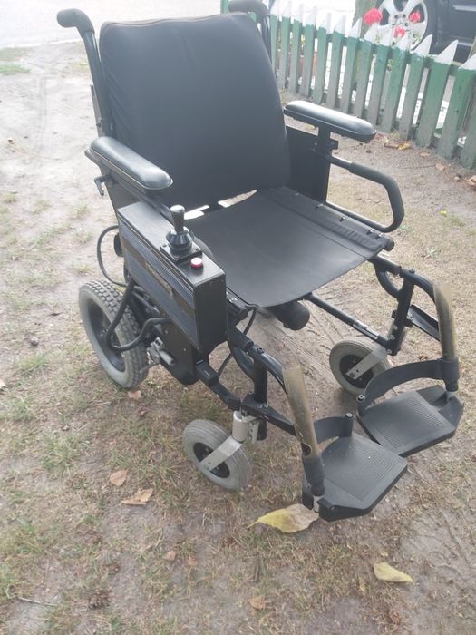 Wózek inwalidzki elektryczny