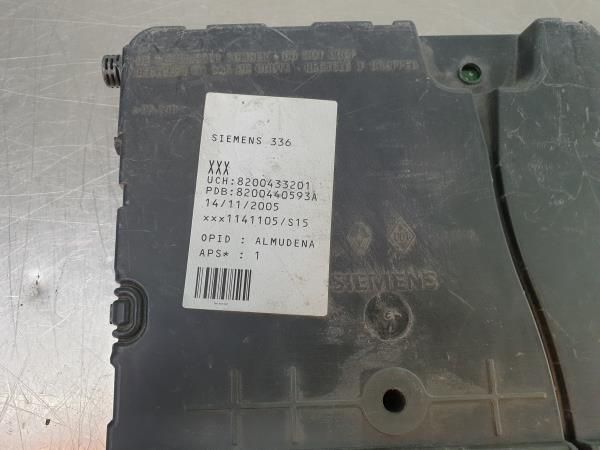 Módulo confort RENAULT Megane II (BM0/1_, CM0/1_)