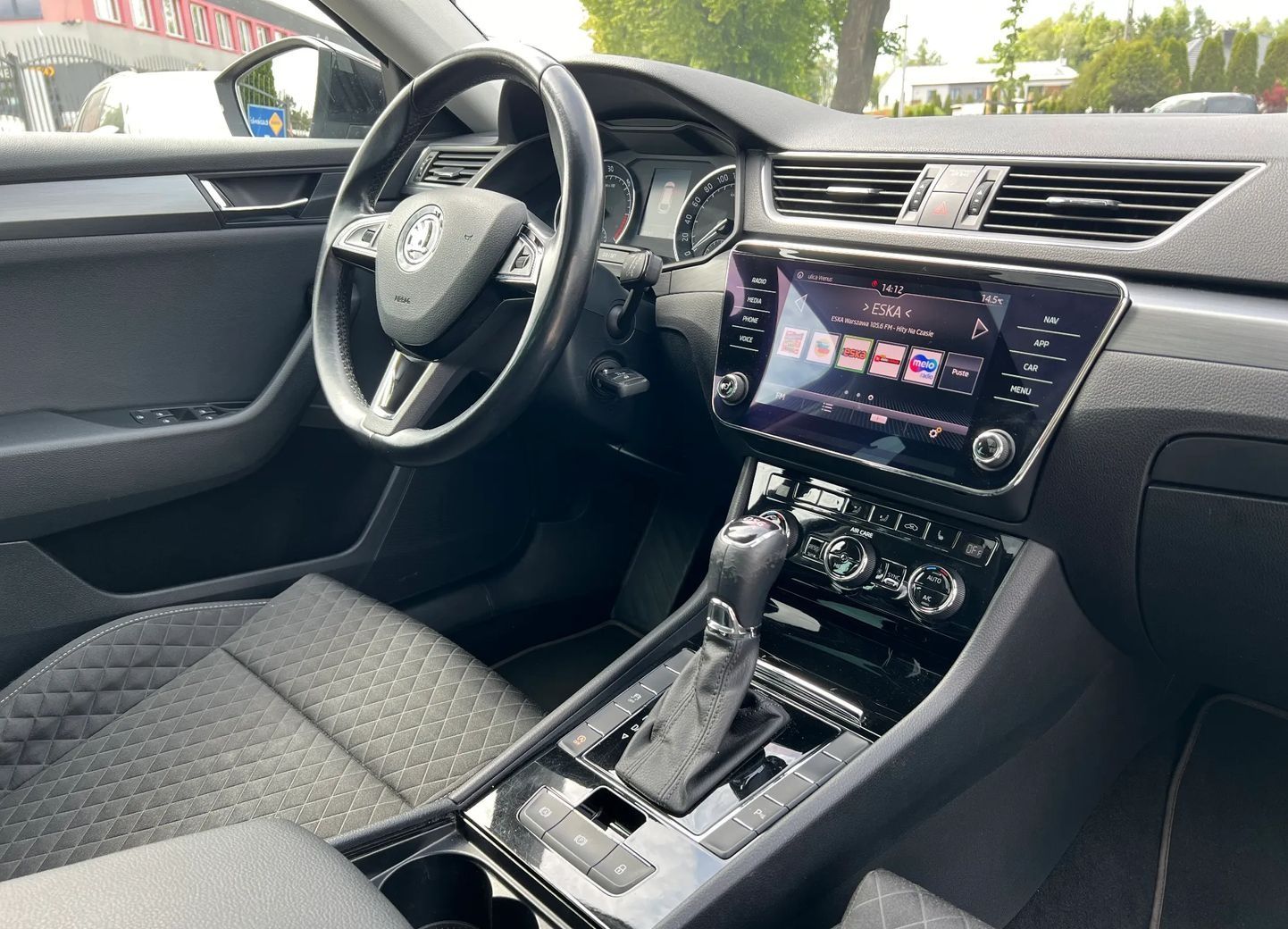 Skoda Superb 2.0 TDI DSG Style