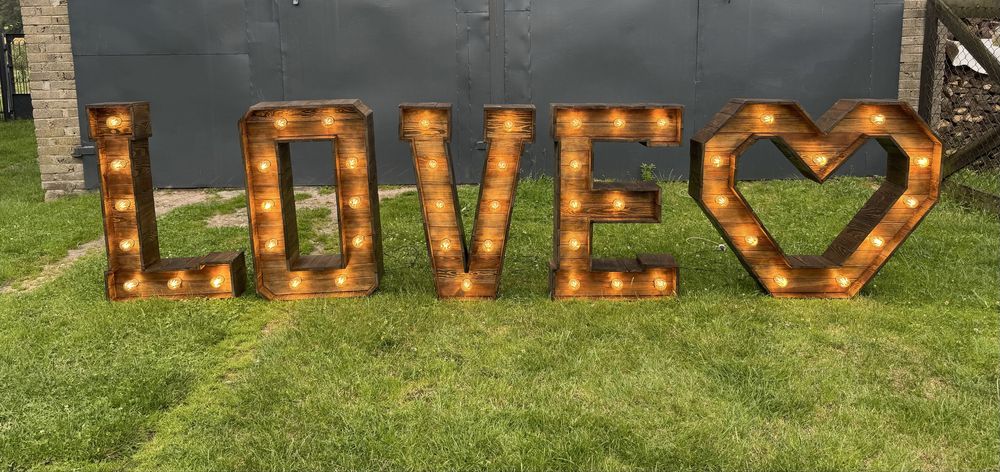 WYNAJMĘ NAPISY LED - LOVE / MIŁOŚĆ / serce z podświetleniem