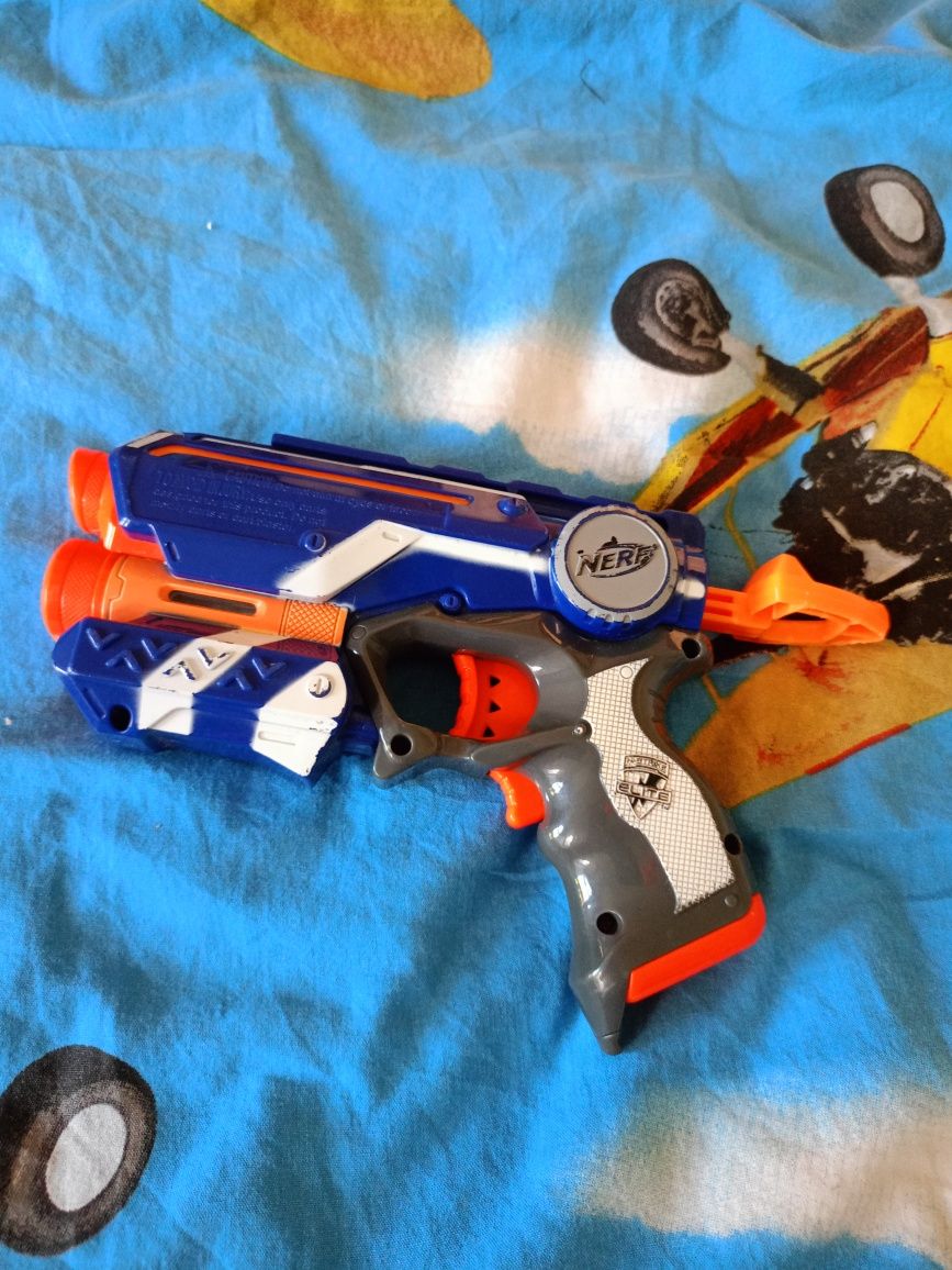 Nowy pistolet NERF Elite