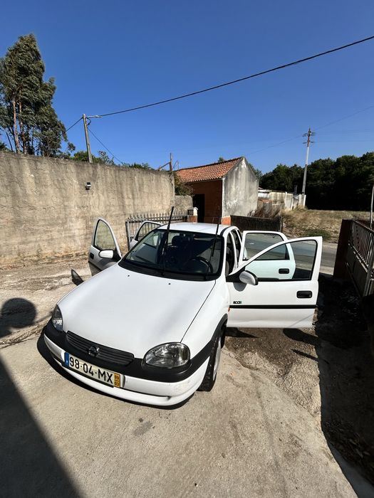Corsa eco 1.0 12V 99 otimas condiçoes