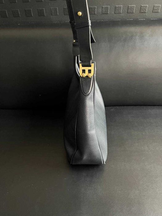 Сумка через плечо Bally Original Leather оригинал отличное состояние