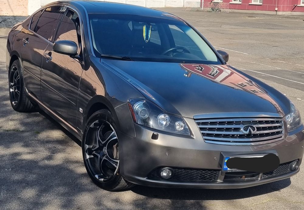 Infiniti m45 sport