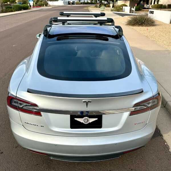 2014 Tesla Model S