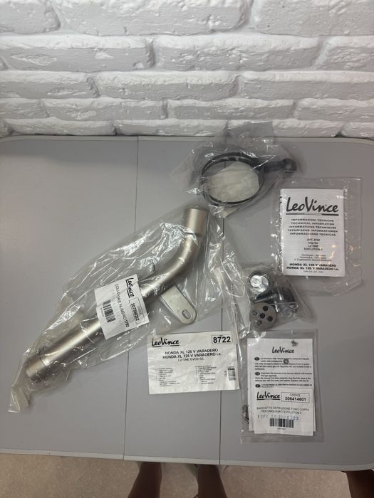 Вихлоп прямоток Leo Vince Карбон