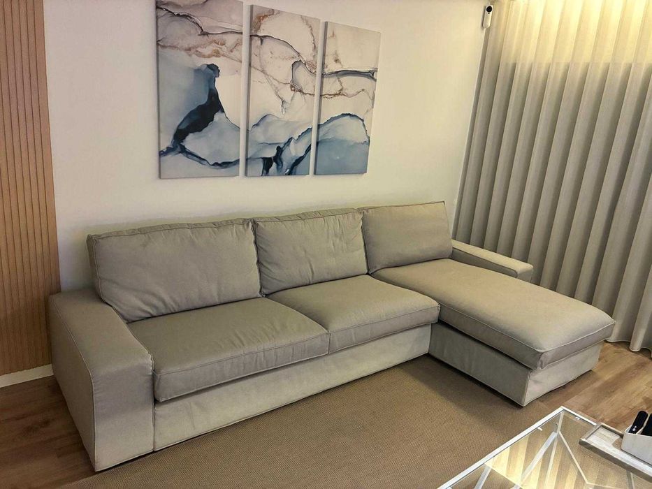 Vendo sofá KIVIK de 4 lugares