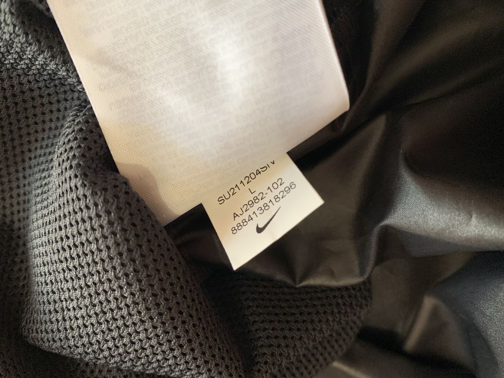 Куртка Nike чоловіча/унісекс