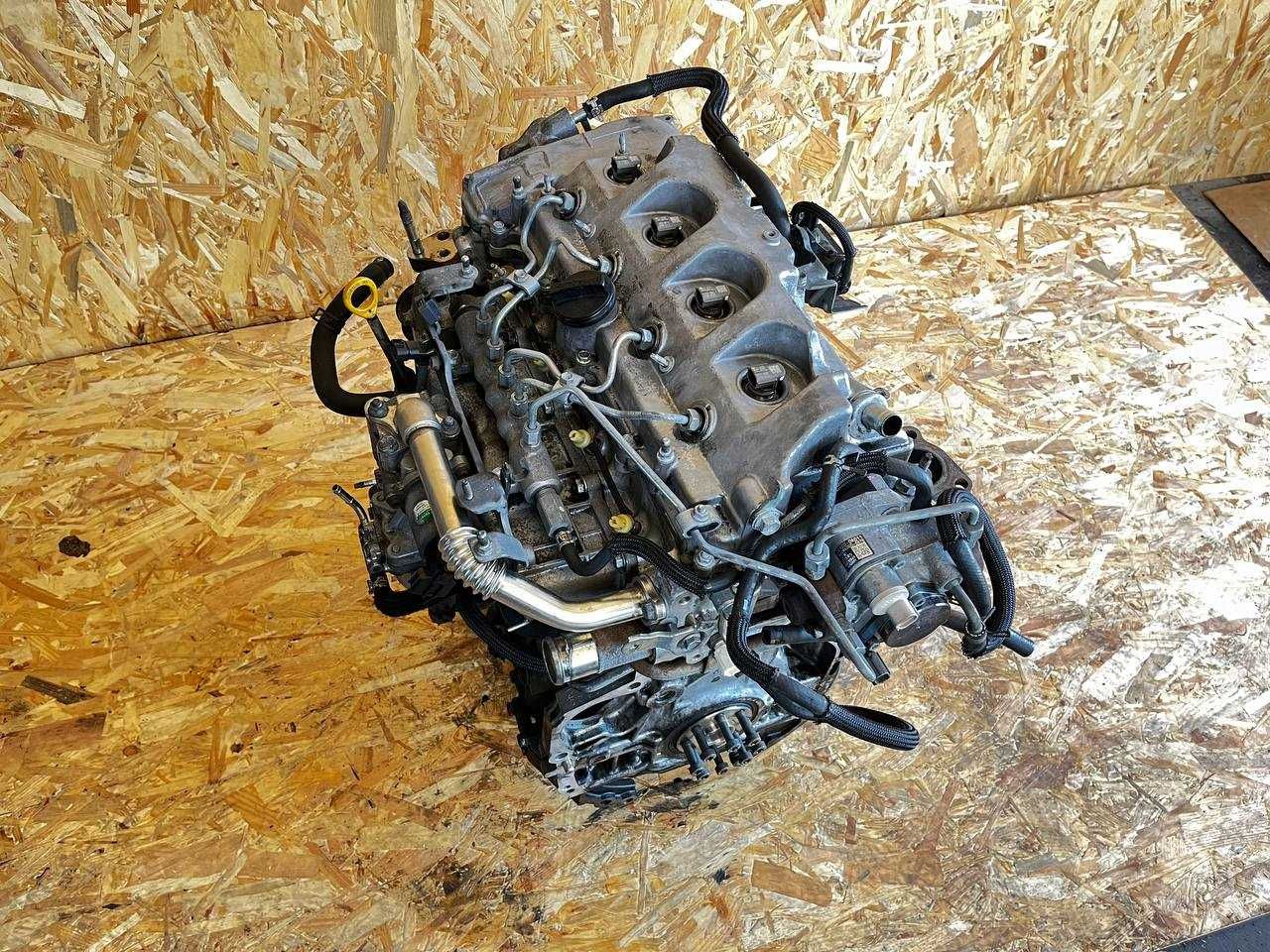 Двигун мотор двигатель 2.2 D-4D D4D 2ADFTV Toyota Rav4 3 Avensis Рав4