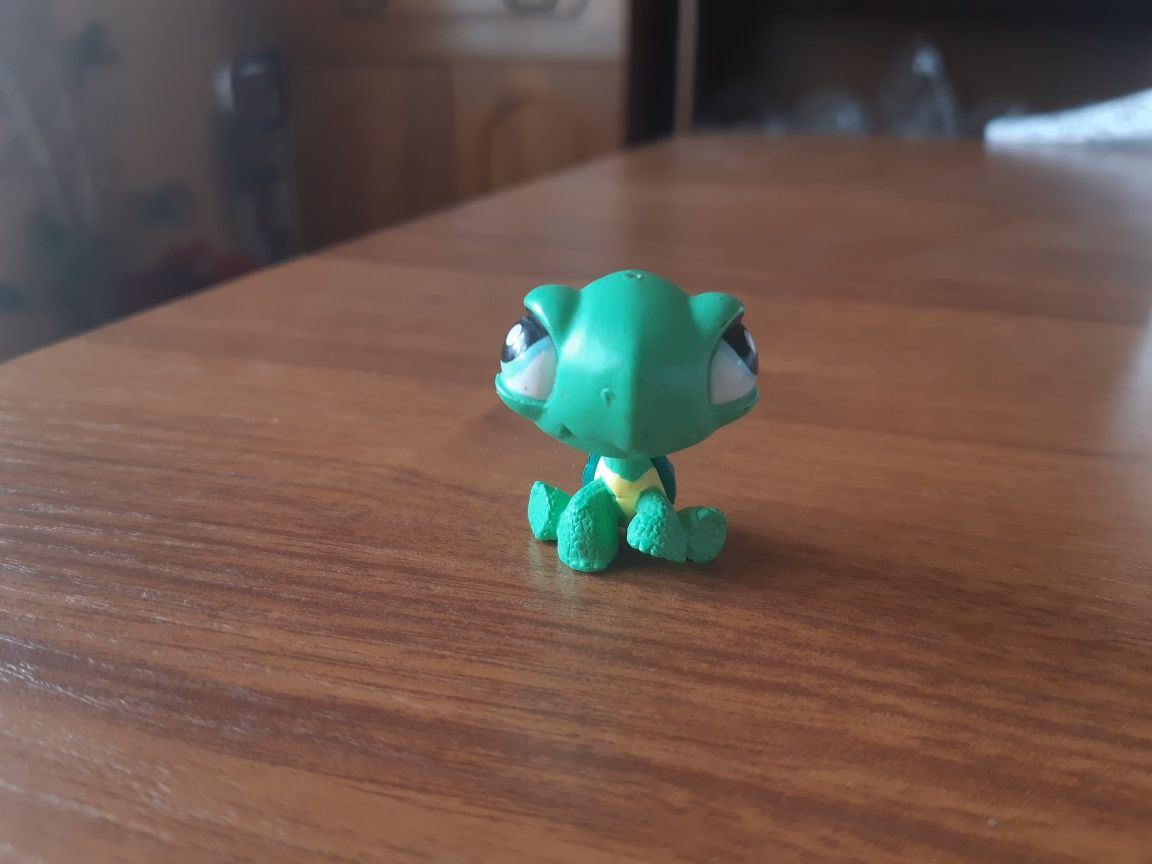 Figurki Littlest Pet Shop- żółw i tygrys
