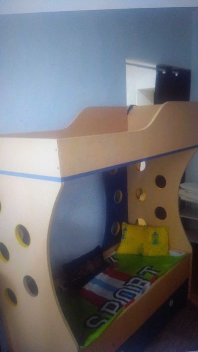 Дитяче ліжко двоярусне майже нове