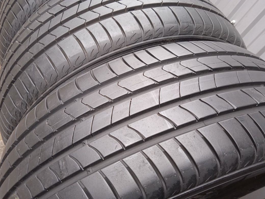 Opony Letnie Używane 215/55R18 Kumho Komplet Jasło