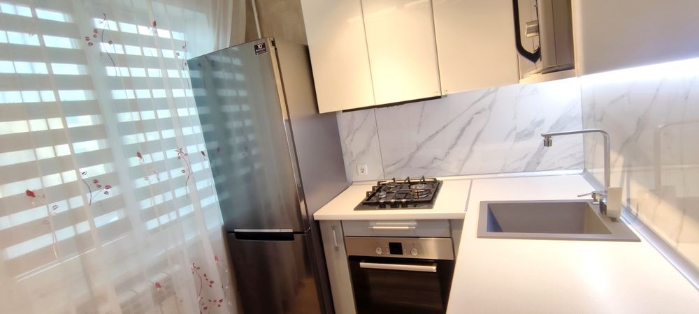 Продам эксклюзивную 2к.кв. Новые дома улучшенка 2балкона