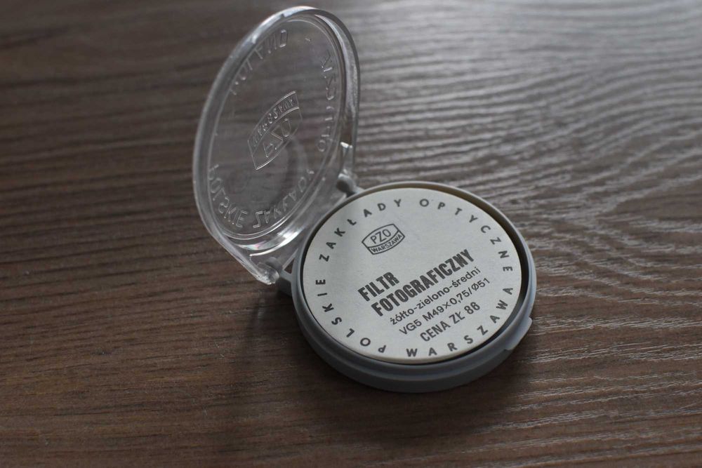 Filtr fotograficzny PZO żółto zielono średni VG5 M49x075 fi51