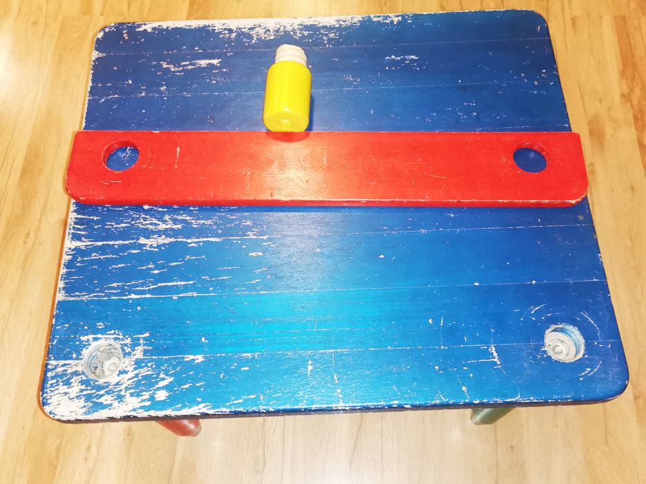 Stolik dla dziecka, prawdziwe drewno