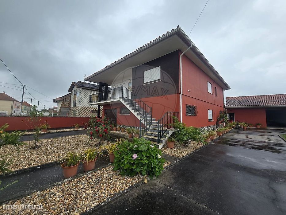 Moradia T6 para venda