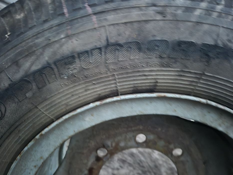 2 koła radialne continental i pneumant do przyczepy na 8 szypilek. Hl