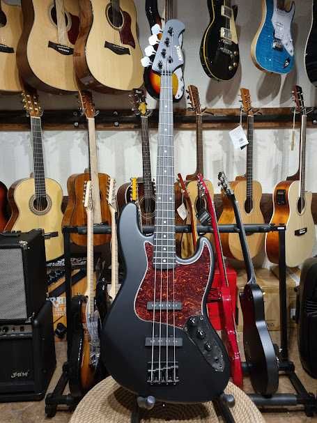 Satin Black Series Ambra Jazz Bass gitara basowa 4-strunowa