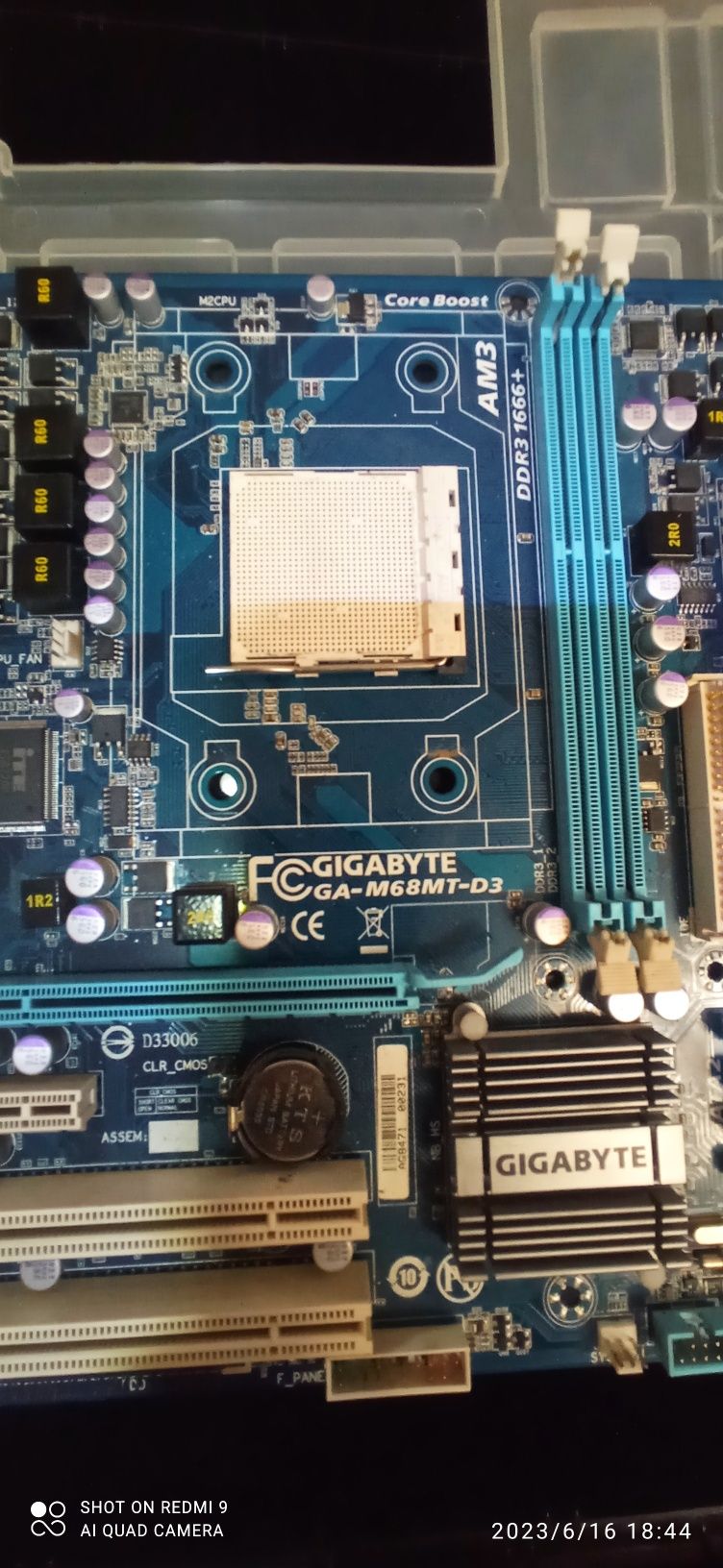 Gigabyte ga m68mt-d3