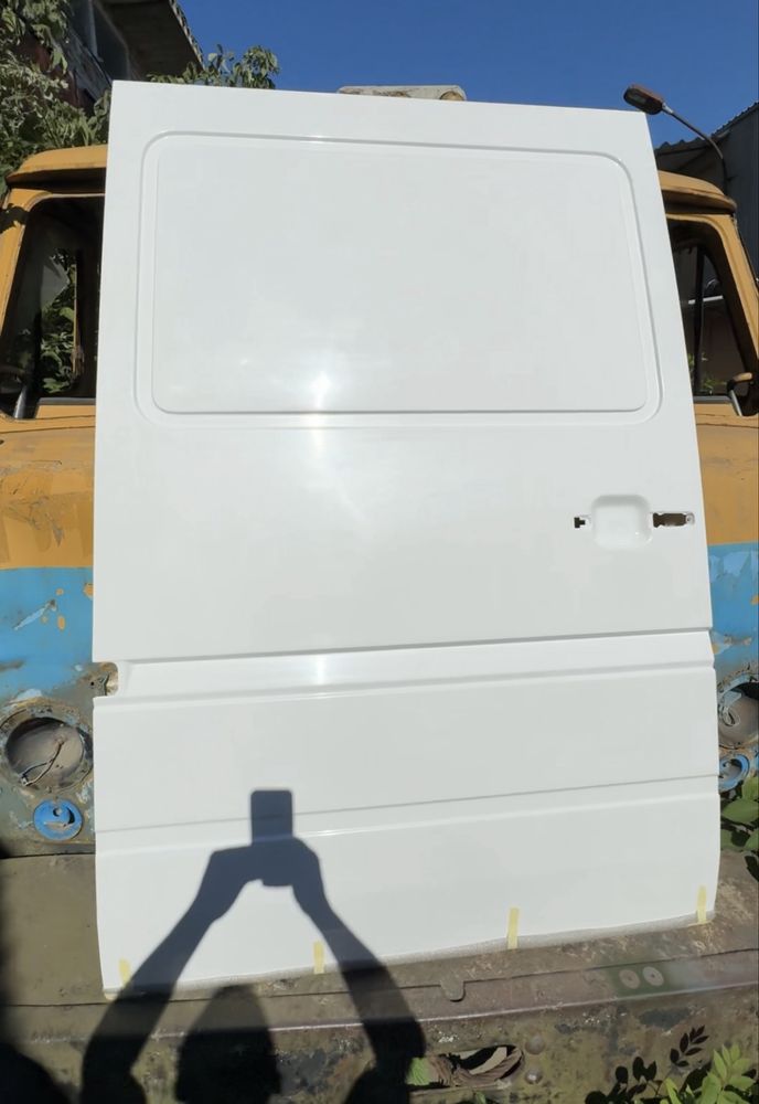 Боковая дверь Mercedes Sprinter 1995-2006