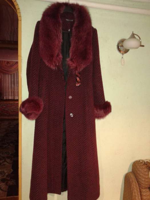 Продам шикарне довге пальто осінь-зима-весна!!!