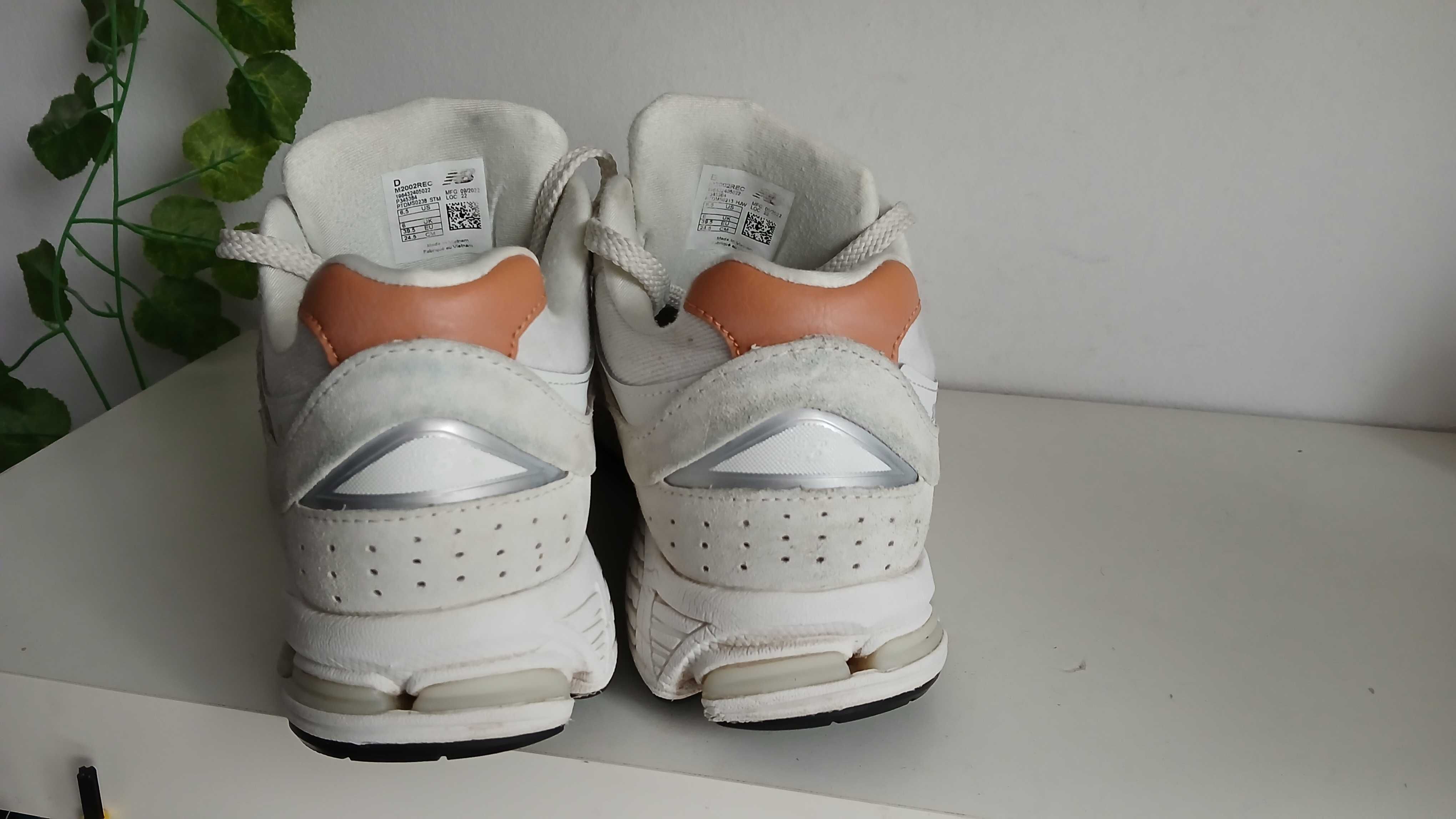 Buty New Balance 2002 R r. 39,5
