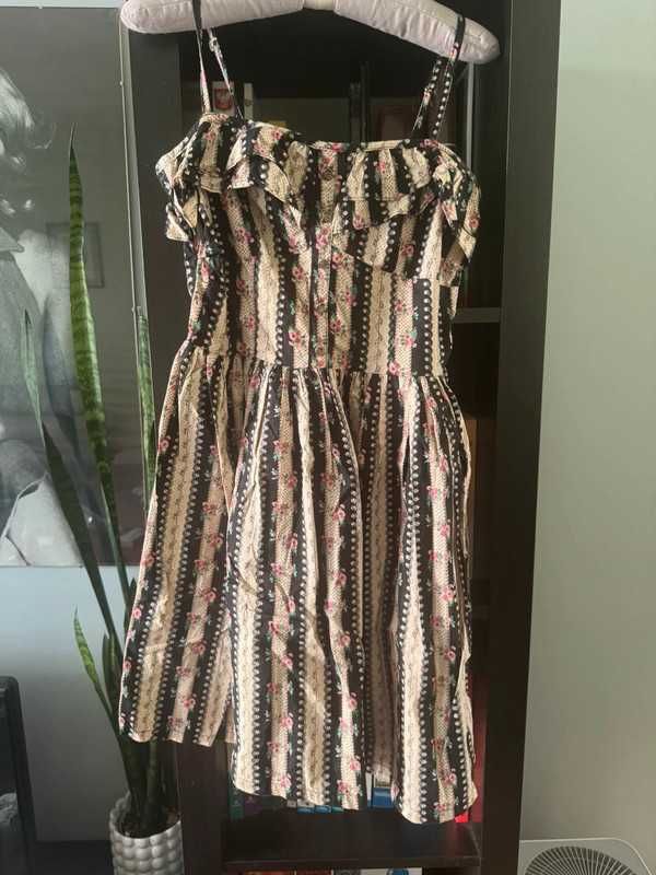 Sukienka w stylu pin up XS