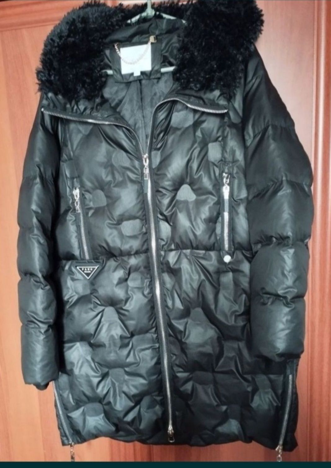 Продам куртка женская 50