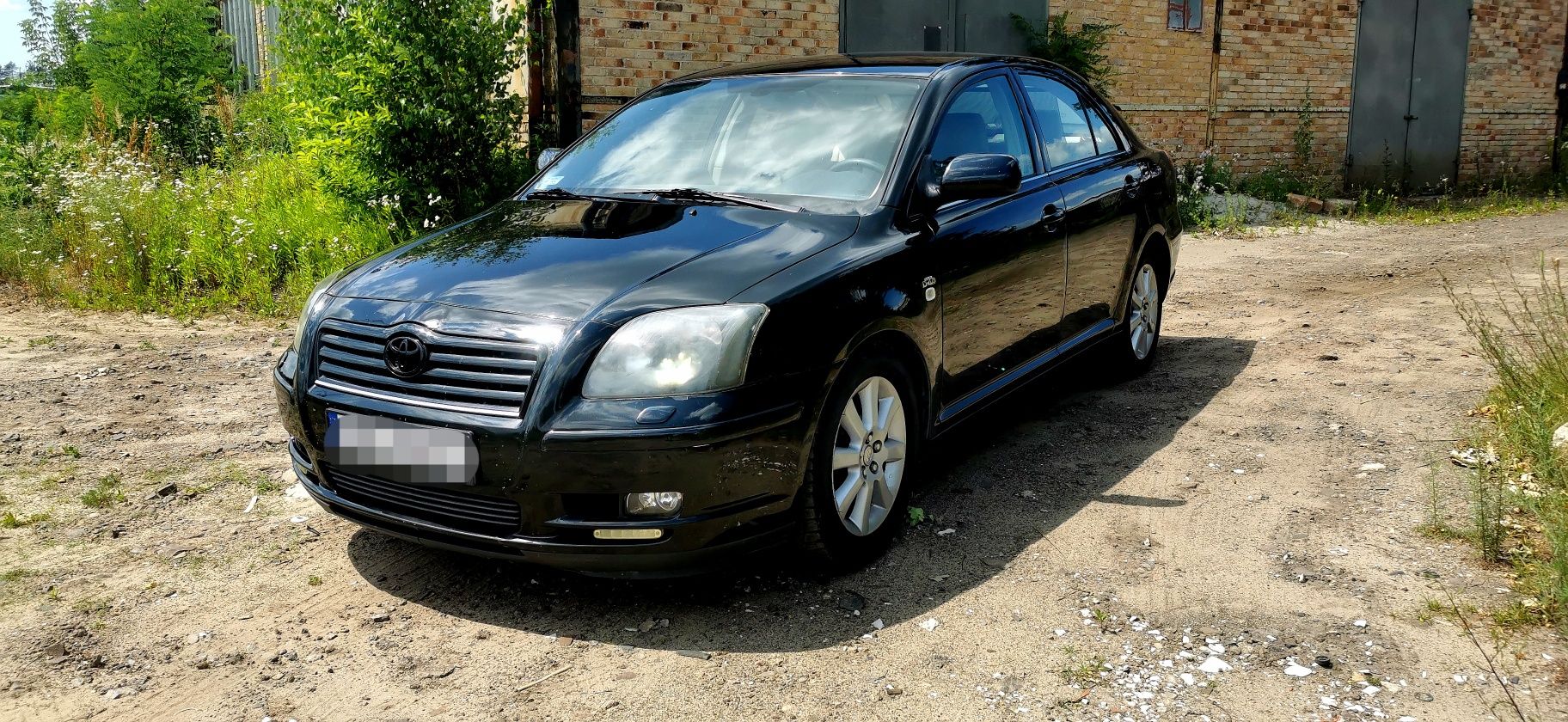 Śliczna Toyota Avensis 2.0 D4d bogate wyposażenie
