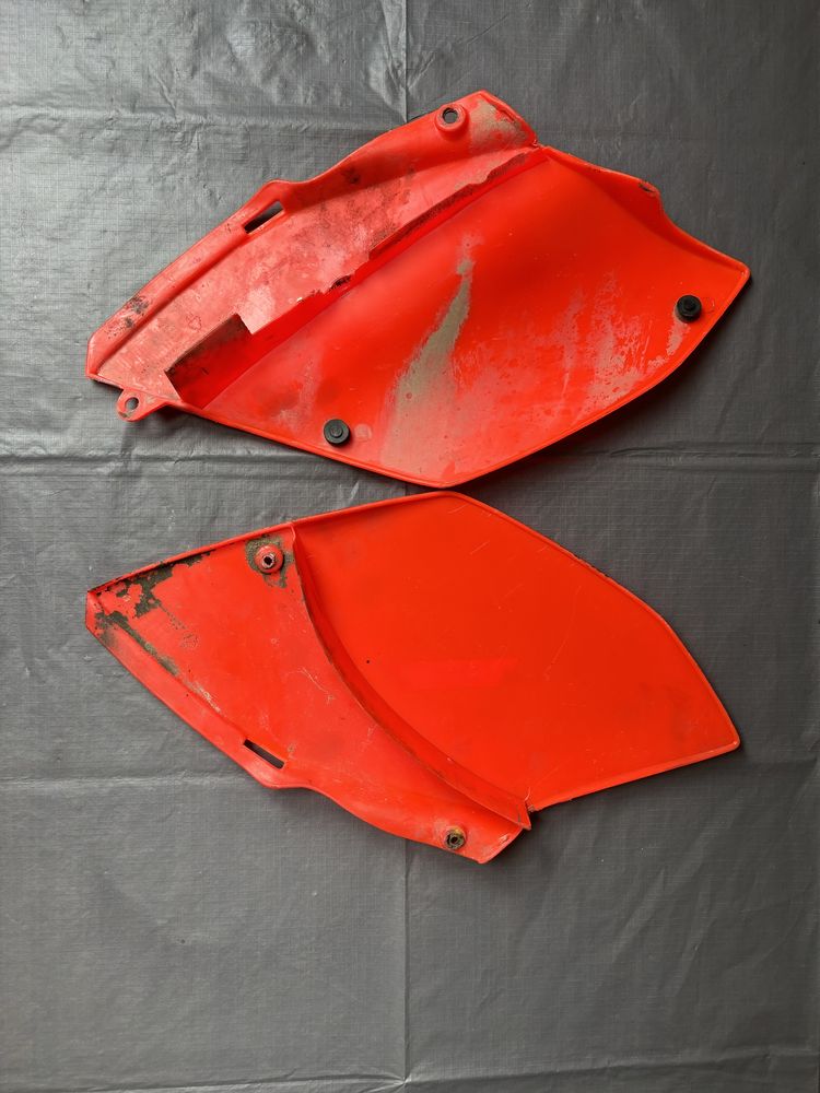 Plastik boczek osłona owiewka plastiki BETA RR 250/450 RFS