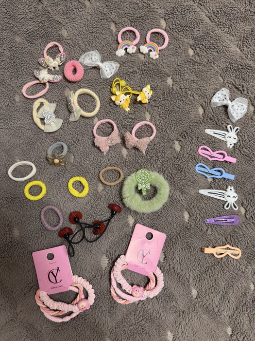 Аксесуари для дівчаток. Заколочки. Резиночки