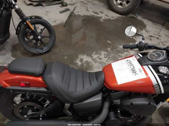 Honda VT750 C2B 2024