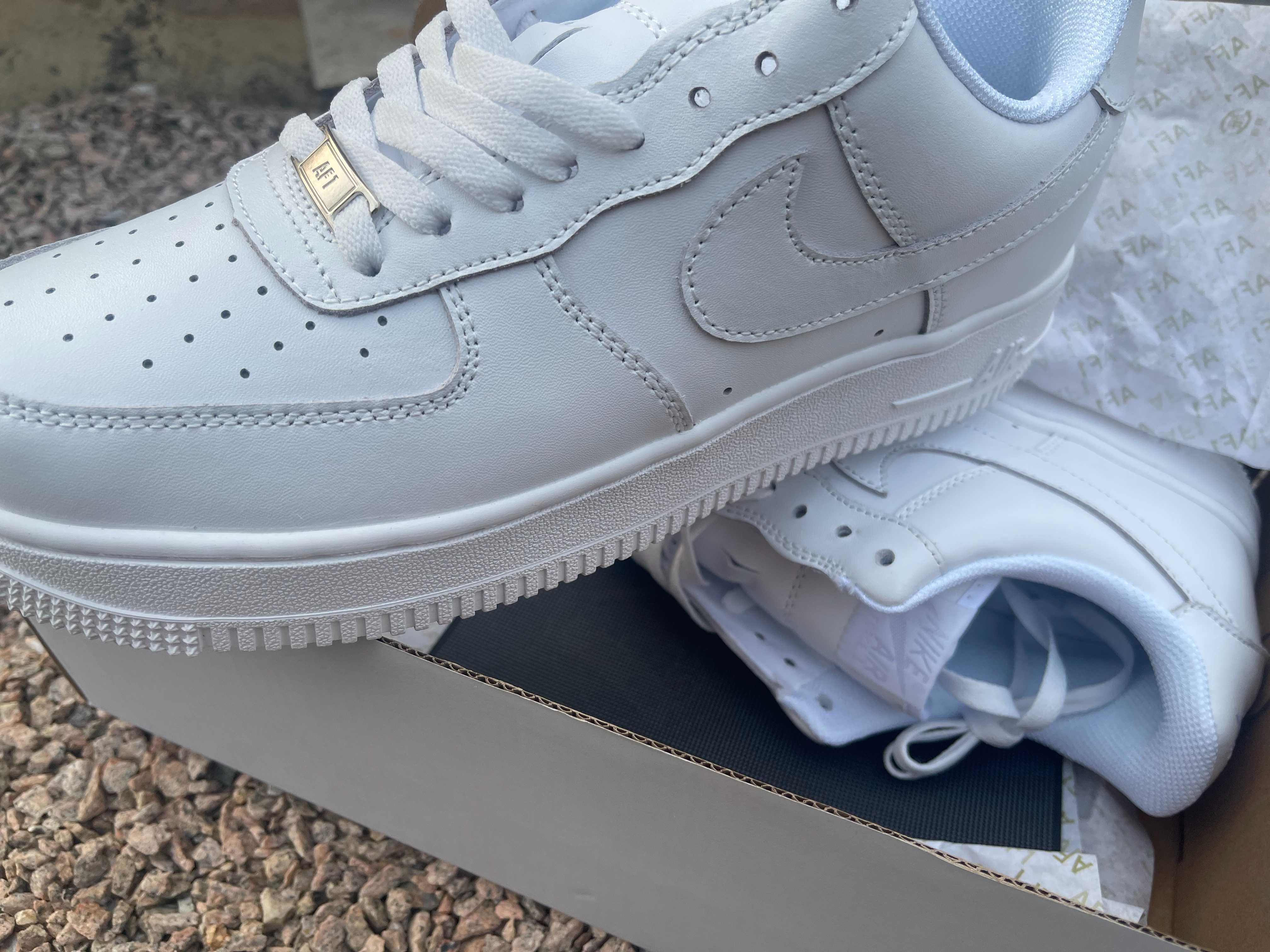 Nike Air Force 1 Low White R.43