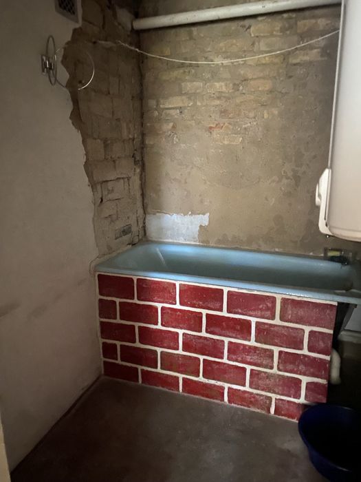 Продаж. 1/2 будинку р-н молокозаводу