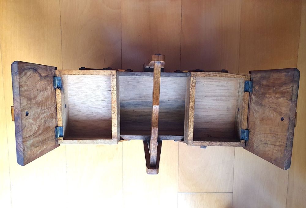 Caixa de costura antiga em madeira