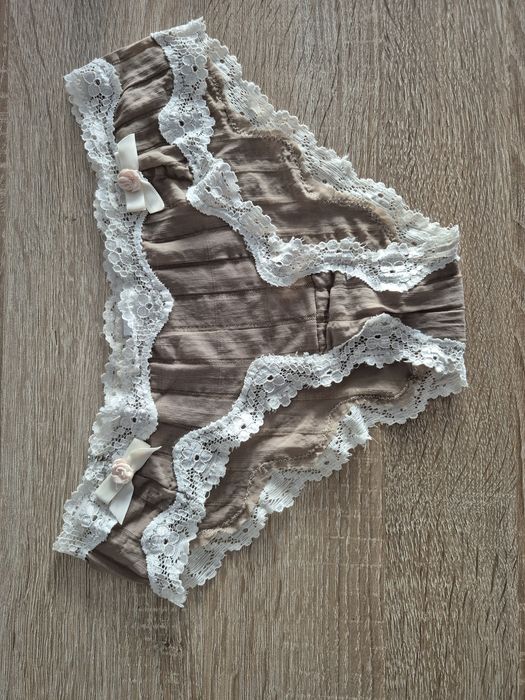 Delikatne majteczki rozmiar S