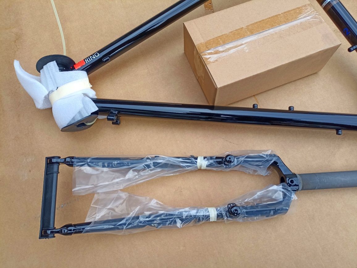 Nowa Rama Fuji Turing Frame set + widelec cromo 58 cm