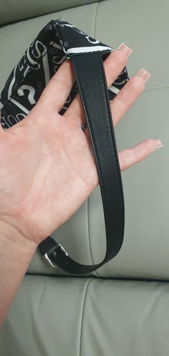 Nerka dziecięca Guess oryginalna jak nowa