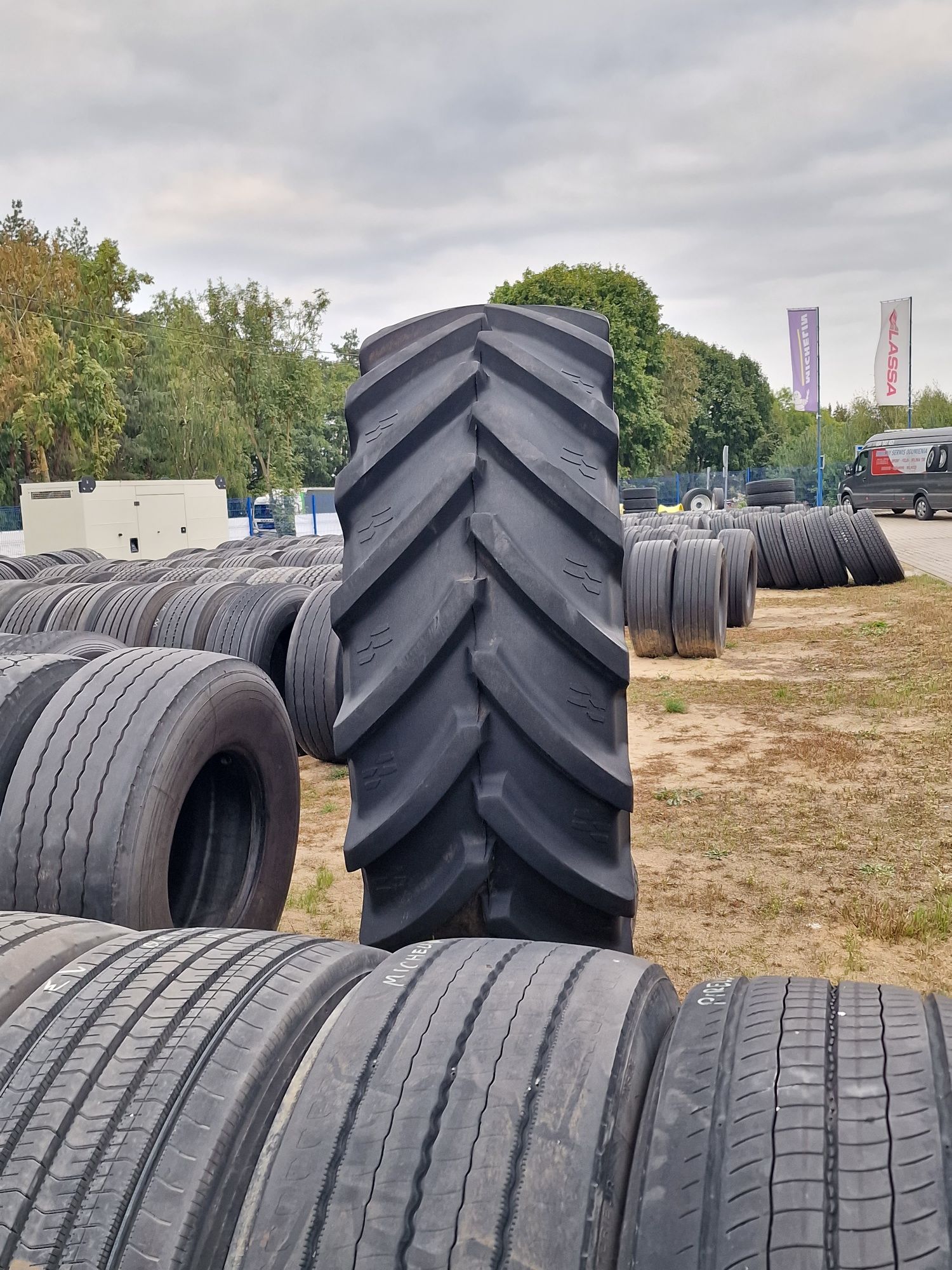 OPONA  VF 710/85R38 Alliance