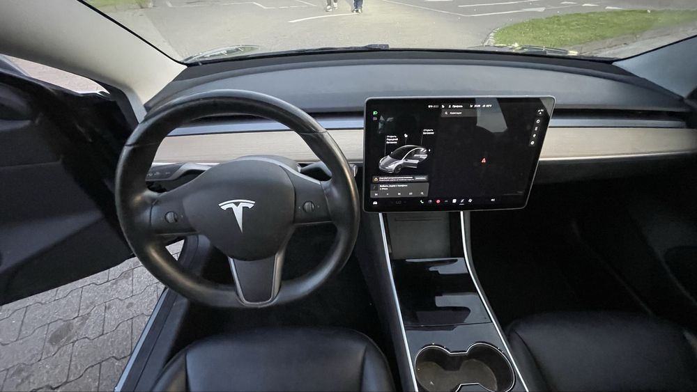 Tesla Model 3 Long Range Dual Motor All-Whell Drive
