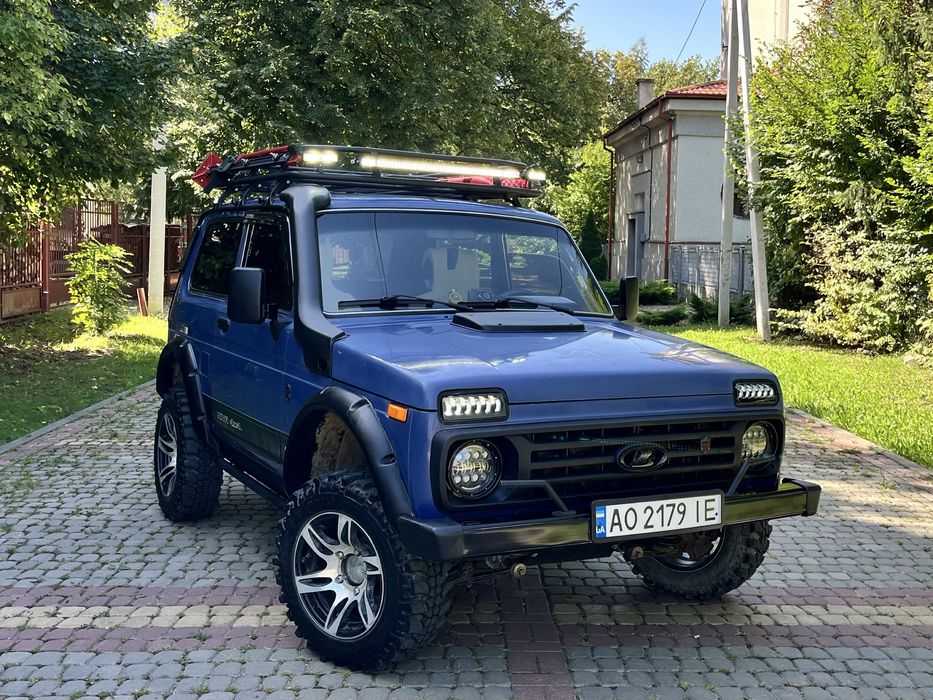 Продаю Ваз 21214 тайга