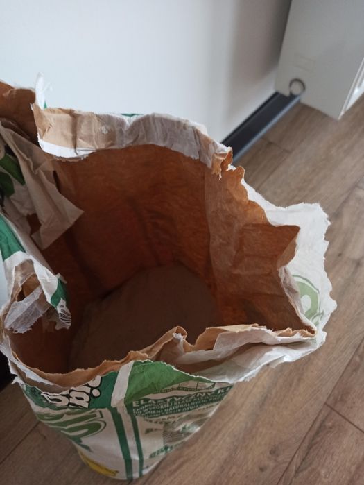 Klej do jasnych płytek Bioflex biały schock